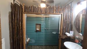 Deluxe Garden Bungalow - 4